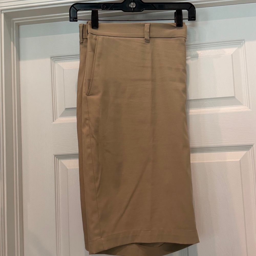 Men’s Big & Tall Shorts by Callaway - Picture 4 of 7